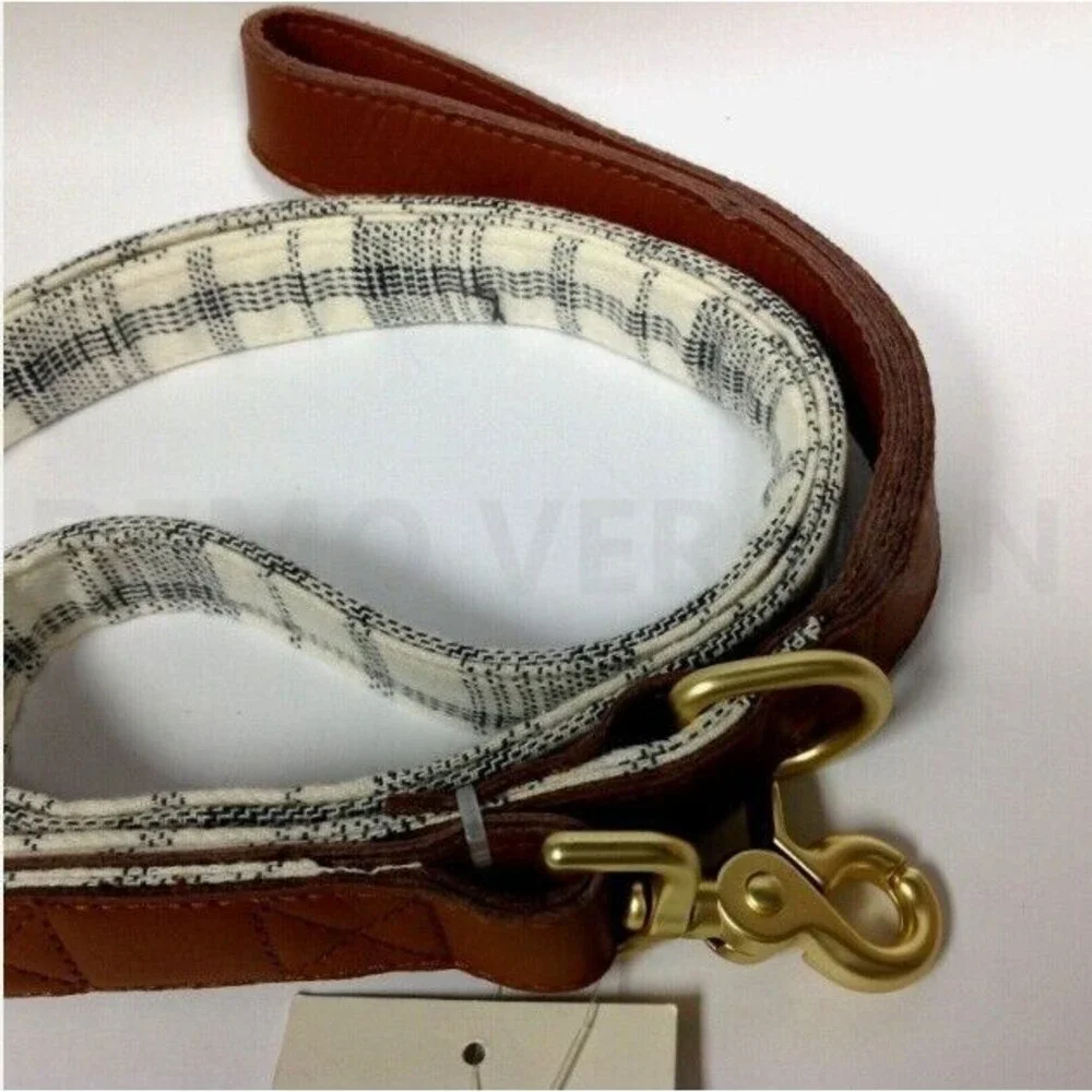 Hearth & Hand with Magnolia-Gray Plaid Dog Leash Brand New